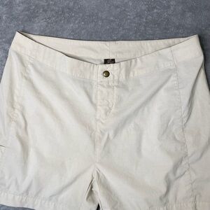 Prana Women’s Beige Breathable Shorts Large 4” Inseam